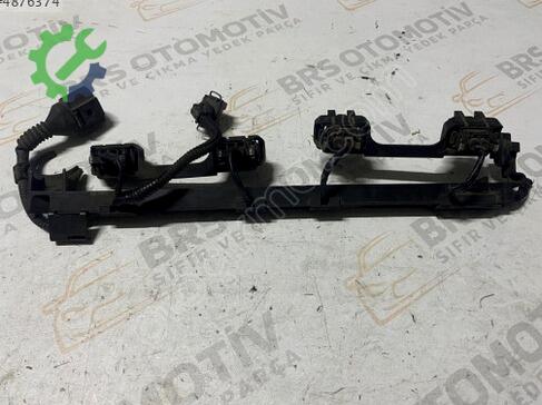 Volkswagen Golf Enjektör Kütüğü çıkma parça