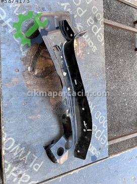 Volkswagen Golf Ara Bölme Sacı 1K6813332 çıkma parça