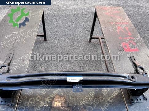 Volkswagen Golf Ön Tampon Demiri çıkma parça