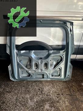 Ford Tourneo Courier Bagaj Kapağı çıkma parça