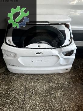 Ford Ecosport Bagaj Kapağı çıkma parça