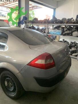 Renault Megane Arka Cam çıkma parça