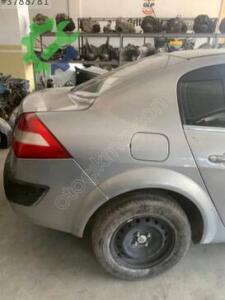 GRİ MEGANE 2 DEPO KAPAĞI HATASIZ ORJİNAL ÇIKMA