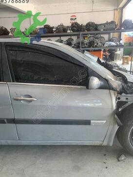 Renault Megane Sağ Dış Ayna çıkma parça