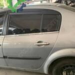 GRİ MEGANE 2 SOL ARKA KELEBEK CAM HATASIZ ORJİNAL ÇIKMA