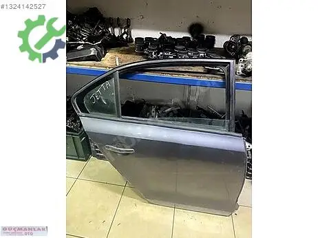 Volkswagen Jetta Kapı (arka Sağ) çıkma parça