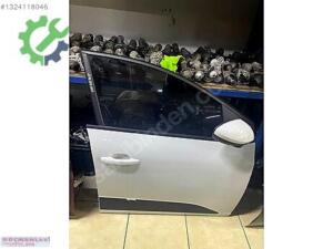 Dacia Sandero Kapı (ön Sağ) Sökme Çıkma