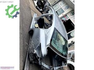 Çıkma Renault Megane Çamurluk (arka)
