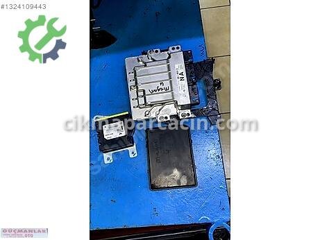 Renault Megane Beyin çıkma parça