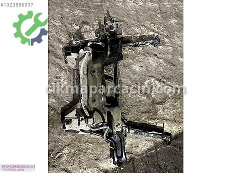 Peugeot 207 Travers çıkma parça