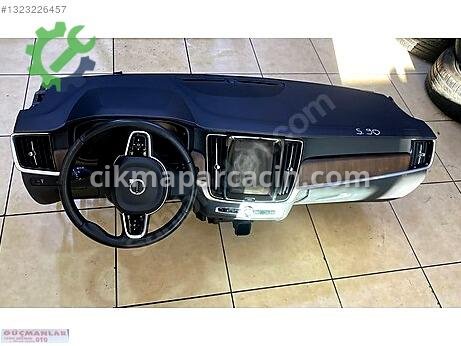 Volvo S90 Torpido çıkma parça