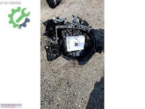 Çıkma Peugeot 207 Şanzıman Komple