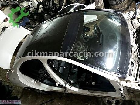 Mercedes-Benz Cam Tavan çıkma parça