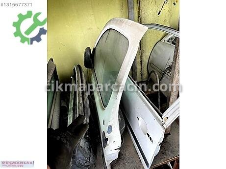 Peugeot Partner Kapı (ön Sol) çıkma parça