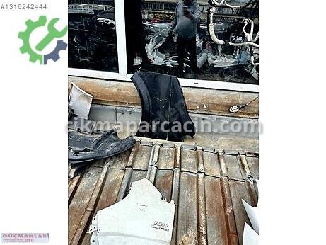 Volkswagen Transporter Çamurluk (ön) çıkma parça
