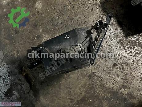Opel Corsa Hava Filtresi Kutusu çıkma parça