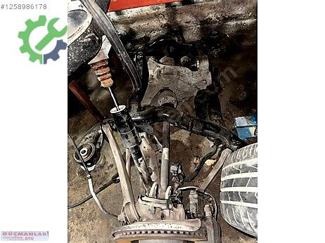 Audi A6 Arka Dingil çıkma parça