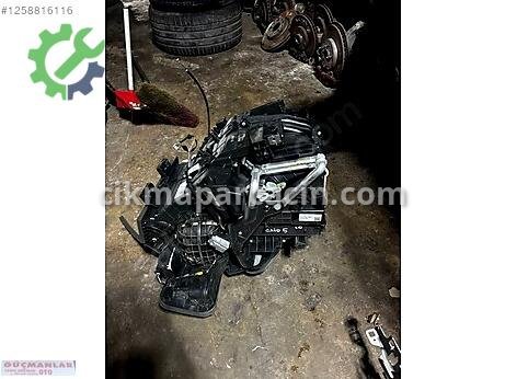 Renault Clio Kalorifer Kutusu çıkma parça