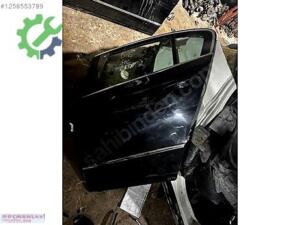 Volkswagen Passat Orijinal Çıkma Kapı (arka Sol)