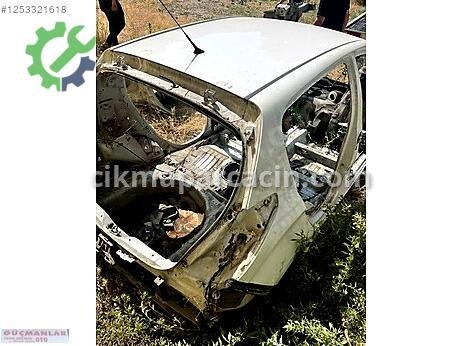 Hyundai i20 Tavan çıkma parça