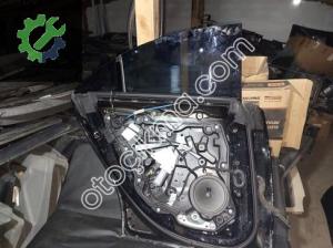 Hatasız Orijinal Mercedes CLA Çıkma Sol Arka Kapı
