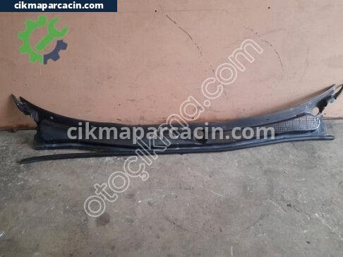 Honda Accord Ön Cam Izgarası çıkma parça