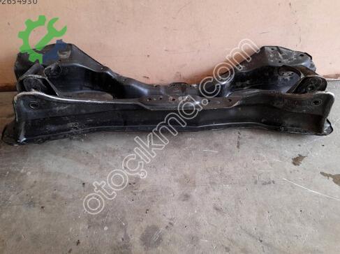Honda Accord Ön Travers çıkma parça