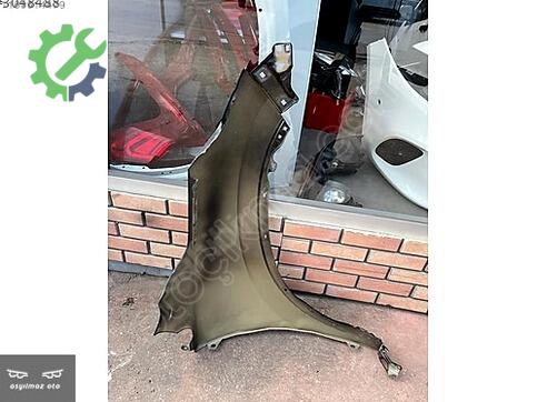 Honda Civic Sol Ön Çamurluk çıkma parça