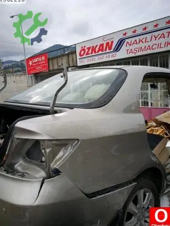 Honda City Arka Tavan Çıtası çıkma parça