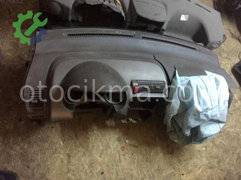 Honda City Torpido çıkma parça