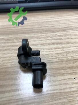 Honda Civic Krank Pozisyon Sensörü ADH27209 çıkma parça