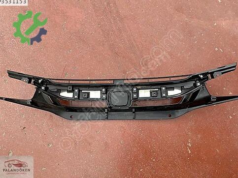 Honda Civic Ön Panjur 20-23 çıkma parça