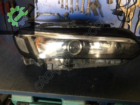 Honda Civic Sağ Ön Far 33100T24Y12 çıkma parça