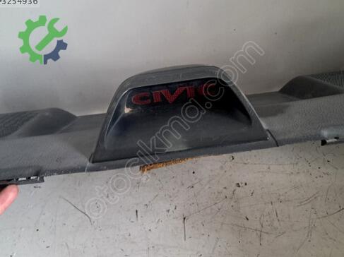 Honda Civic Arka Cam çıkma parça