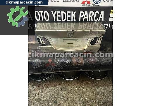 Honda Civic Bagaj Kapağı çıkma parça