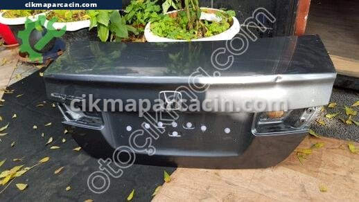 Honda Civic Bagaj Kapağı çıkma parça