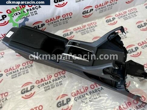 Honda Civic Orta Konsol çıkma parça