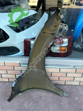 Honda Civic Sol Ön Çamurluk çıkma parça