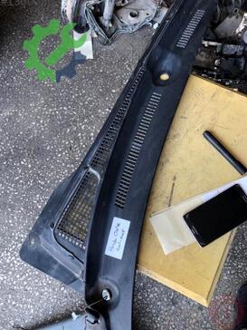 Honda Civic Ön Cam Izgarası çıkma parça