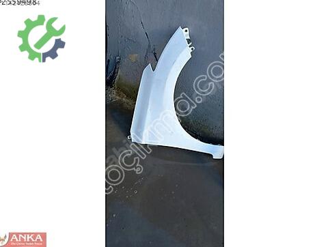 Honda Civic Ön Çamurluk çıkma parça