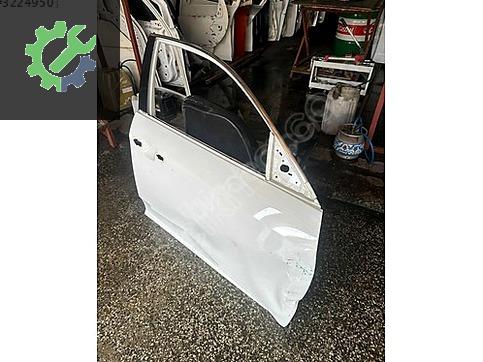 Honda Civic Sağ Ön Kapı çıkma parça
