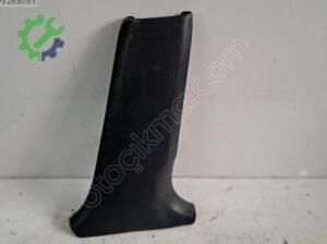 HONDA CİVİC SAĞ ORTA DİREK KAPLAMASI