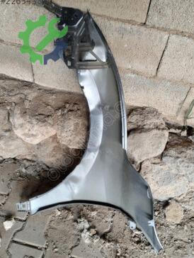 Honda Civic Sol Ön Çamurluk çıkma parça