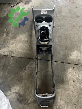 Honda Civic Orta Konsol çıkma parça
