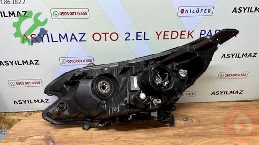 Honda CR-V Sağ Ön Far çıkma parça