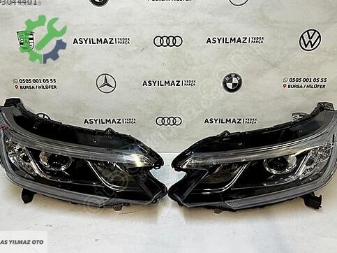 Honda CR-V Sağ Ön Far çıkma parça