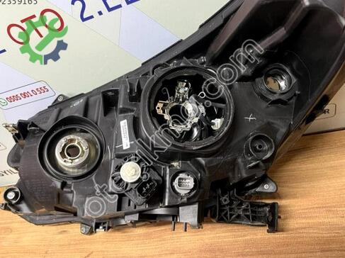 Honda CR-V Xenon Far çıkma parça