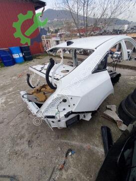 Honda Civic Sağ Arka Çamurluk çıkma parça