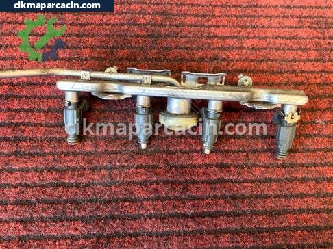 Honda Jazz Enjektör Kütüğü çıkma parça