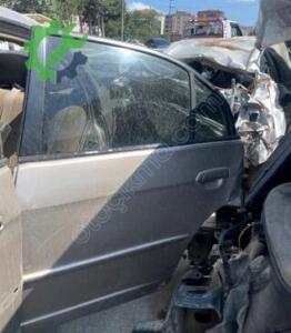 Honda vtec 2 sol arka kapı az hasarlı